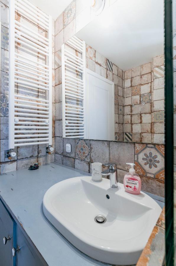 Comfortable 2 Bd Apartment Close To Athens Archeological Museum ภายนอก รูปภาพ
