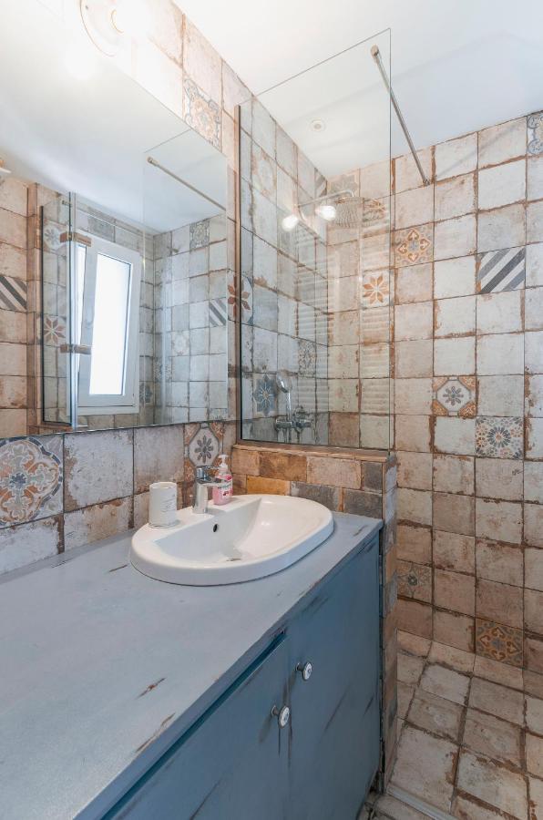 Comfortable 2 Bd Apartment Close To Athens Archeological Museum ภายนอก รูปภาพ