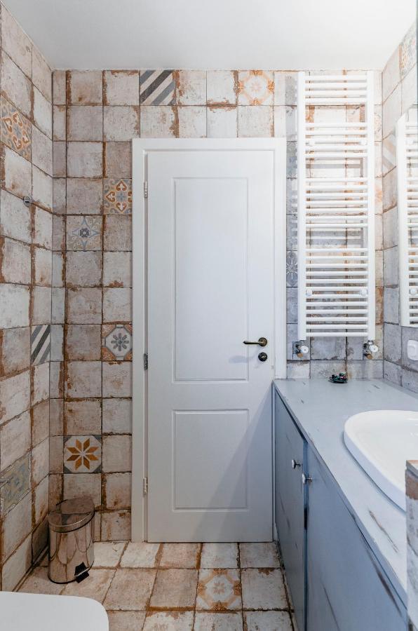 Comfortable 2 Bd Apartment Close To Athens Archeological Museum ภายนอก รูปภาพ